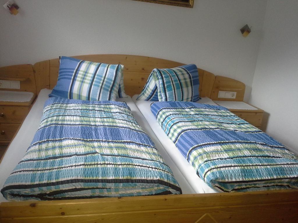 Landhaus Rauth Apartamento Leutasch Quarto foto