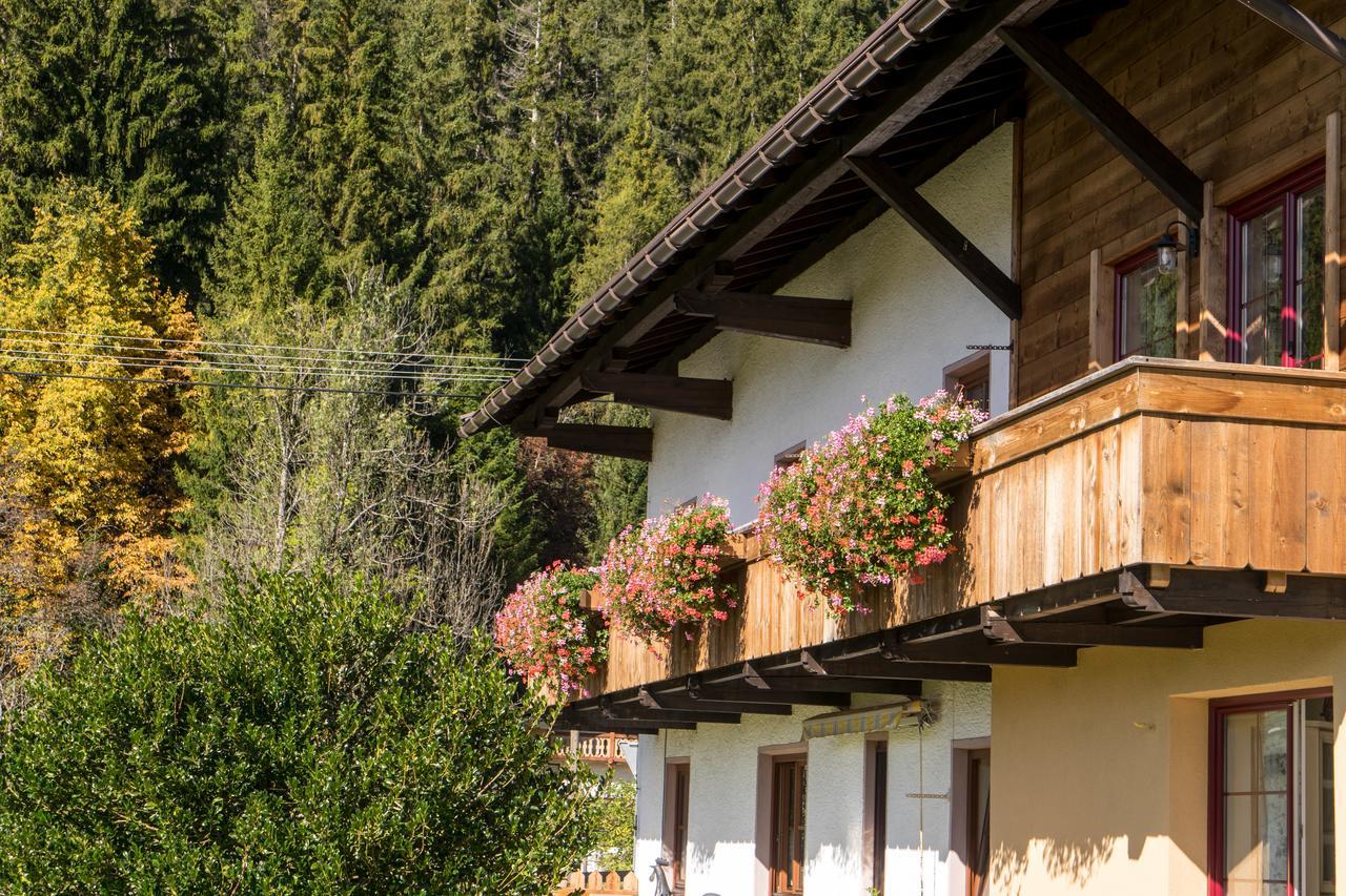 Landhaus Rauth Apartamento Leutasch Exterior foto